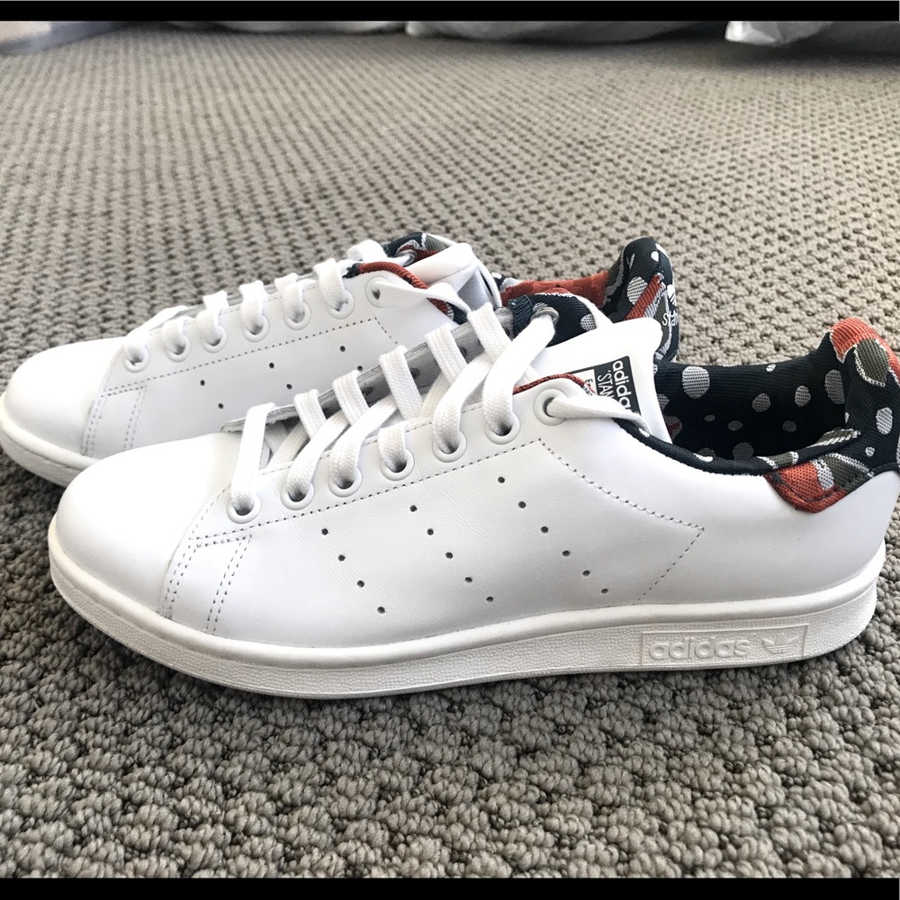 New Women’s Adidas Originals Stan Smith